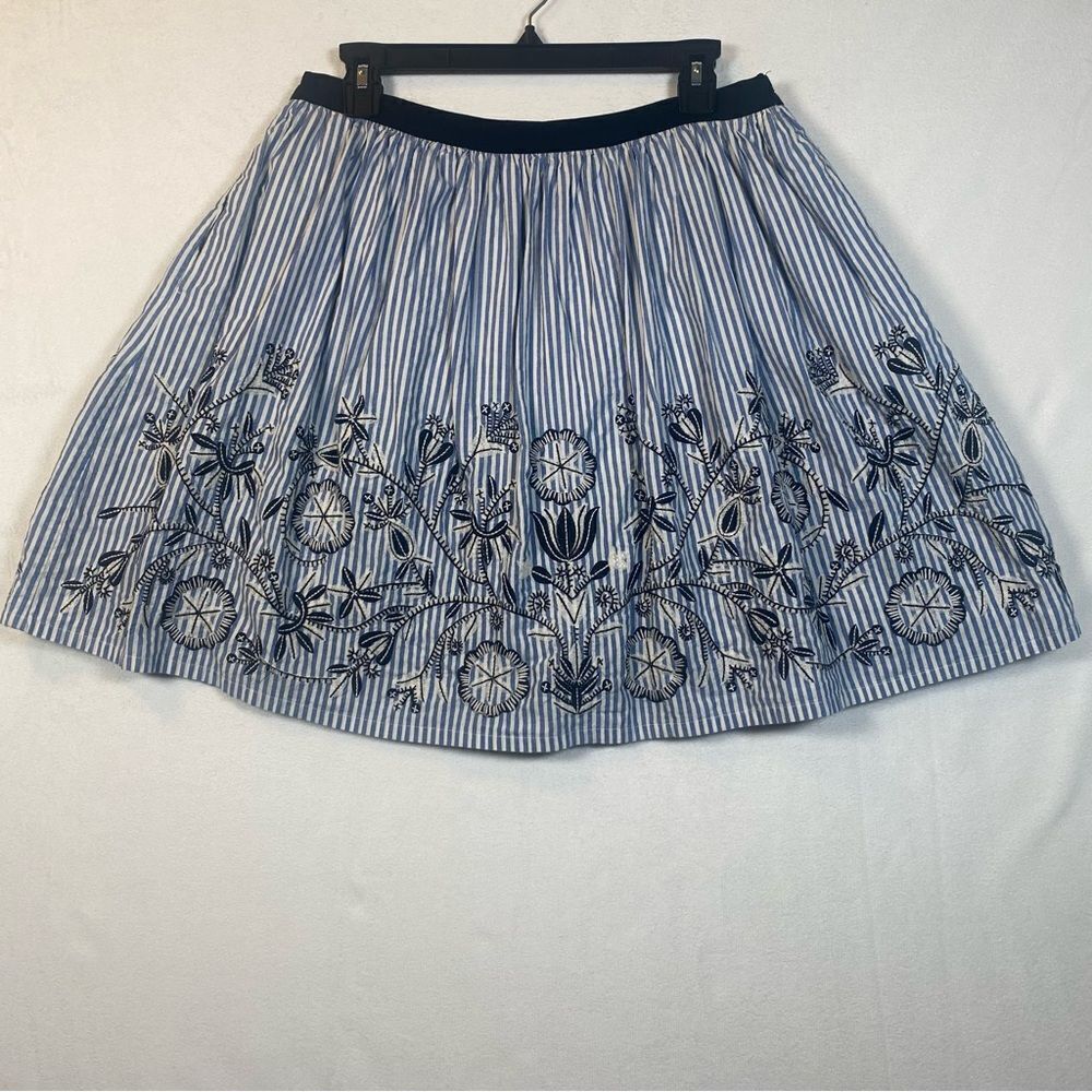 Boden Embroidered White/Blue Striped Skirt Size 8P